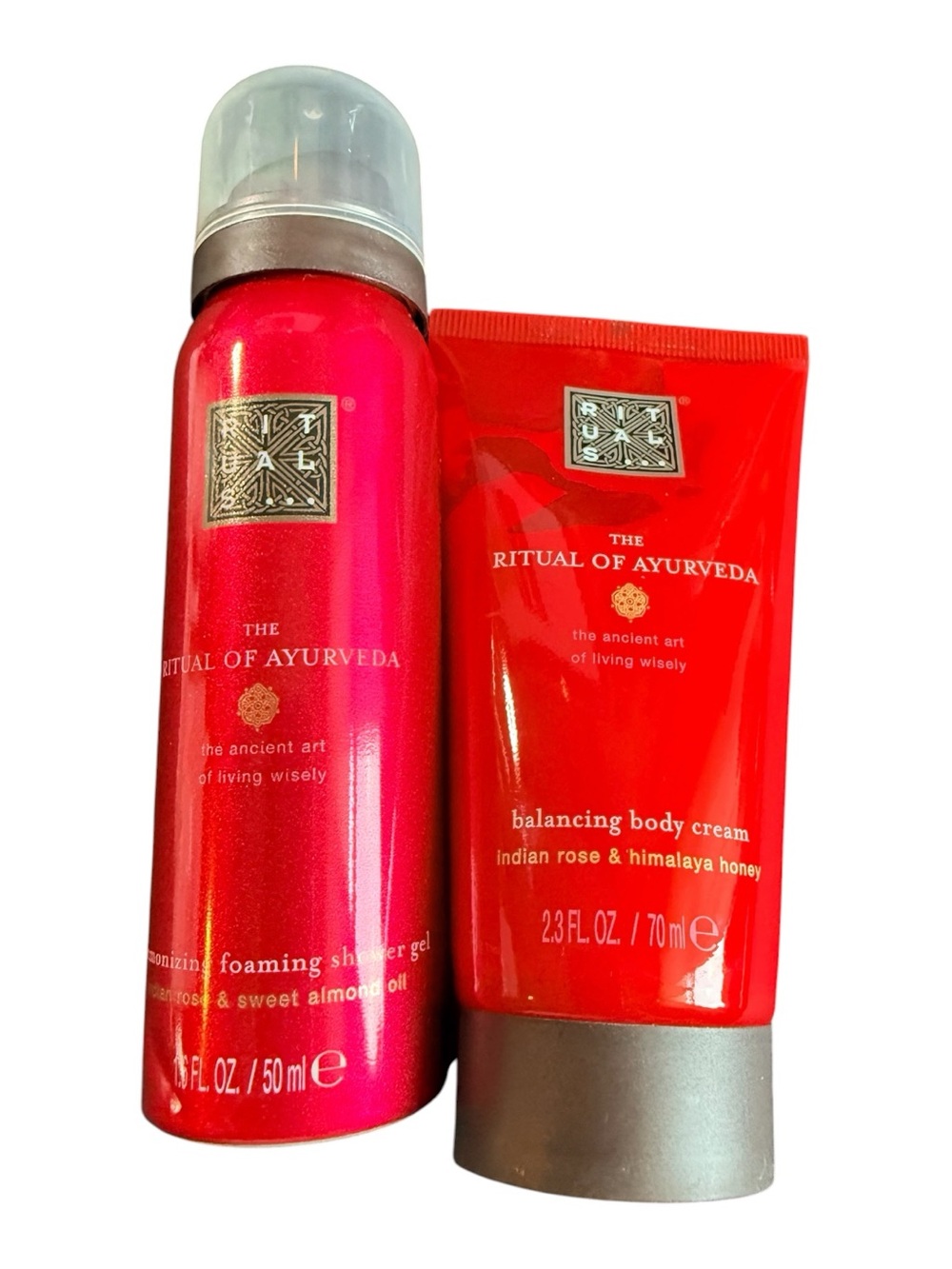 The Ritual of Ayurveda Balancing Bath & Body Set - Red